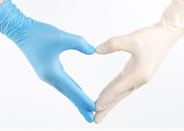 Gants jetables libres d'examen de nitriles de dispositif médical de poudre avec la texture de doigt